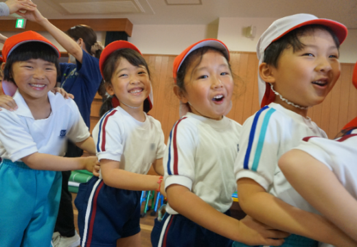 新品本物 鴻池学園幼稚園 朝陽ヶ丘幼稚園 制服 幼稚園の生活